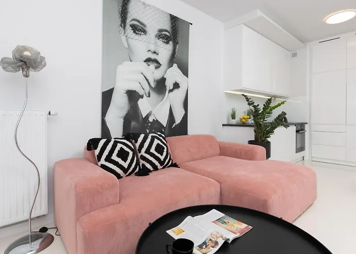 Stylish Przedpole With Balcony & Parking By Renters *