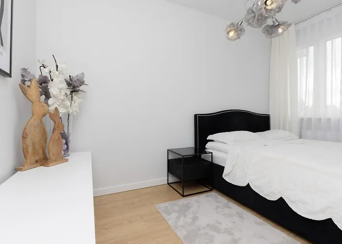 Apartman Stylish Przedpole With Balcony & Parking By Renters Varsó